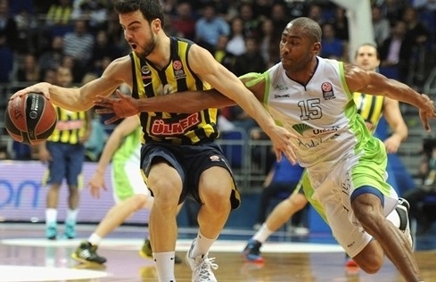 Μαχμούτογλου στο Onsports: «Ο Ομπράντοβιτς μπορεί να με κάνει… Διαμαντίδη!» (photos+videos)