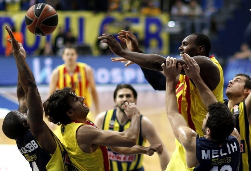 Μαχμούτογλου στο Onsports: «Ο Ομπράντοβιτς μπορεί να με κάνει… Διαμαντίδη!» (photos+videos)