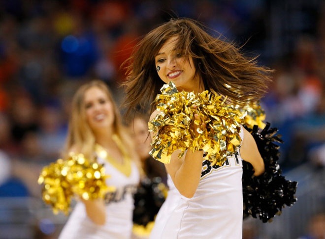 NCAA: Και αυτές οι cheerleaders έχουν… ψυχή! (photos+video)