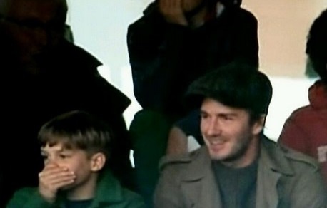 Μ. Γιουνάιτεντ: Γέλασε ο Μπέκαμ με τη... ζωγραφιά του Ρούνεϊ (photos+video)