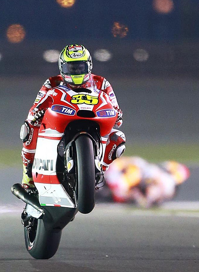 Moto GP: Pole Position ο Μάρκεζ στην πρεμιέρα (photos+videos)