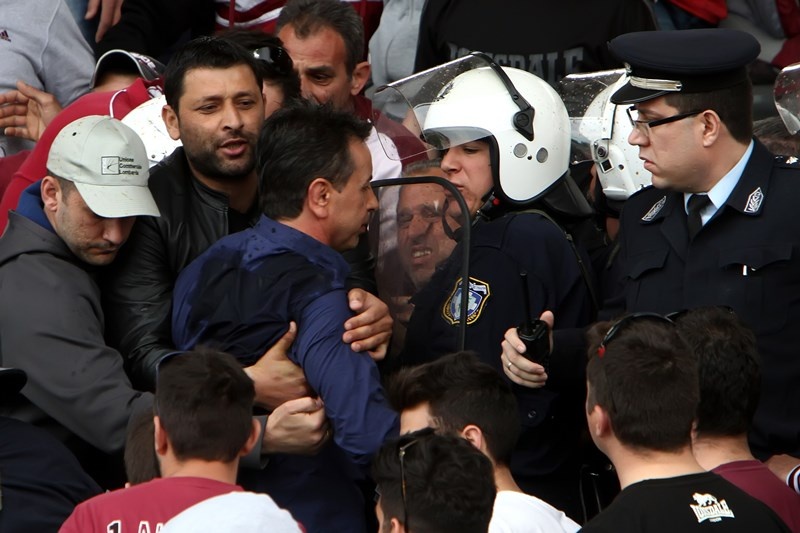 Λάρισα: Ένταση με Πλεξίδα (photos)