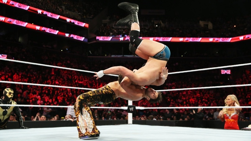 Raw SuperShow: Προειδοποίησε ο Undertaker (photos+videos)