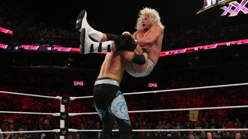 Raw SuperShow: Προειδοποίησε ο Undertaker (photos+videos)