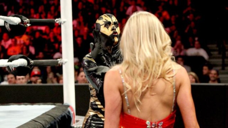 Raw SuperShow: Προειδοποίησε ο Undertaker (photos+videos)
