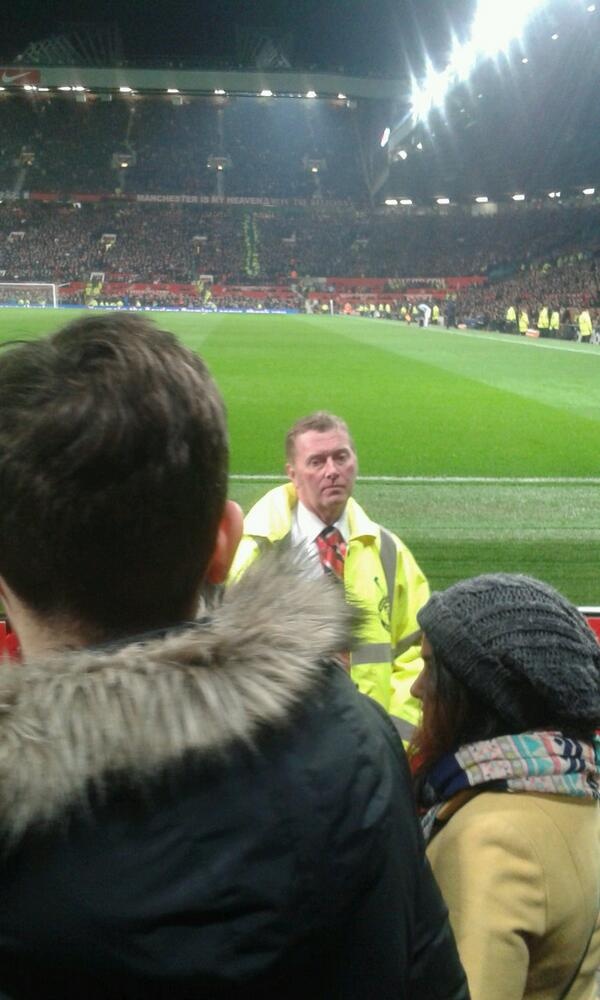 Μάντσεστερ Γιουνάιτεντ: Χαμός με τον... σεκιουριτά Μόγιες! (photos)