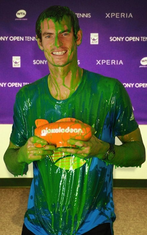 Miami Sony Open: Ο Μάρεϊ και η... πράσινη γλίτσα! (photos+video)