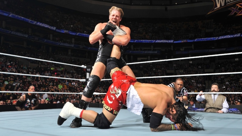 SmackDown: Έριξε τον… γίγαντα ο Bray Wyatt (photos+videos)