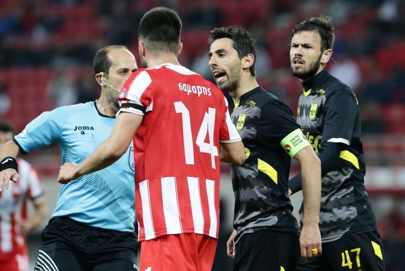 Λυτρώθηκε με Βαλντέζ, 1-0 ο Ολυμπιακός τον Άρη (video+photos)