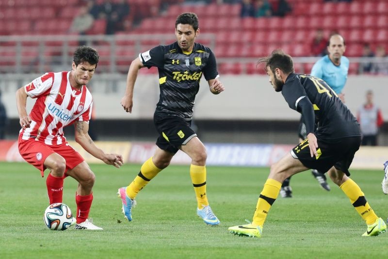 Λυτρώθηκε με Βαλντέζ, 1-0 ο Ολυμπιακός τον Άρη (video+photos)