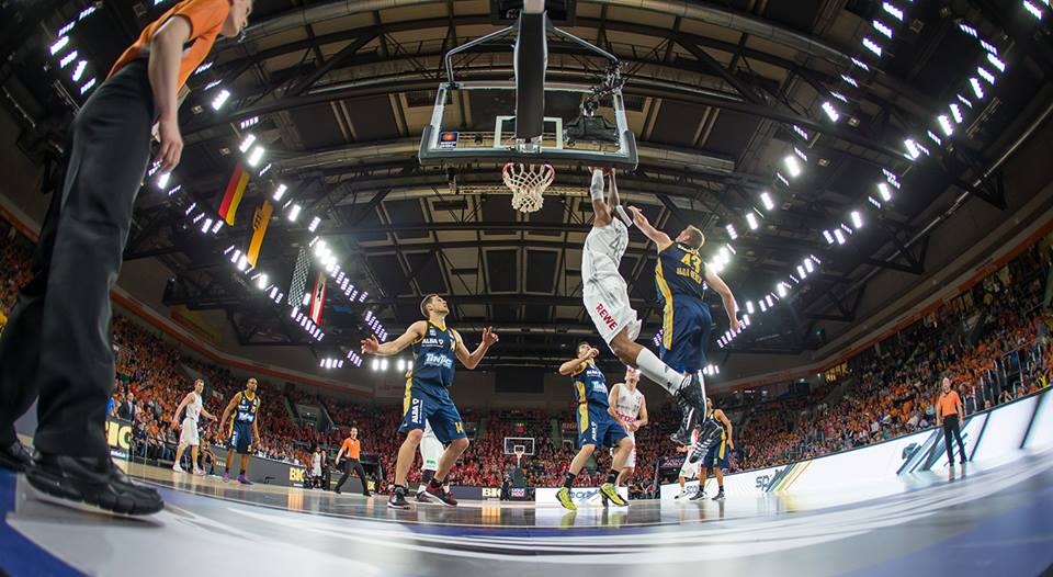 Κύπελλο Γερμανίας: Το σήκωσε η Άλμπα (photos+videos)