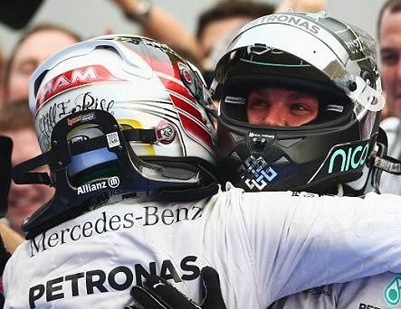 Μερσέντες: Τα ρεκόρ του Χάμιλτον στη Μαλαισία (photos+videos)