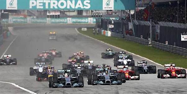 Μερσέντες: Τα ρεκόρ του Χάμιλτον στη Μαλαισία (photos+videos)
