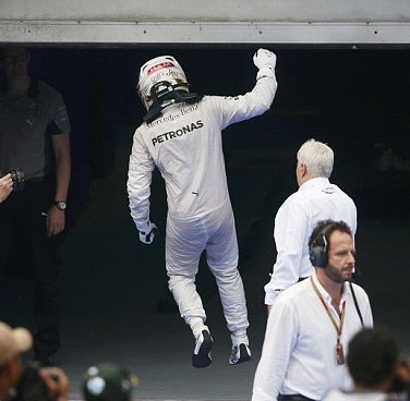 Μερσέντες: Τα ρεκόρ του Χάμιλτον στη Μαλαισία (photos+videos)