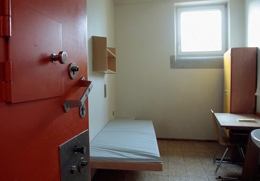 Μπάγερν Μονάχου: Η φυλακή που θα μείνει ο Χένες (photos)