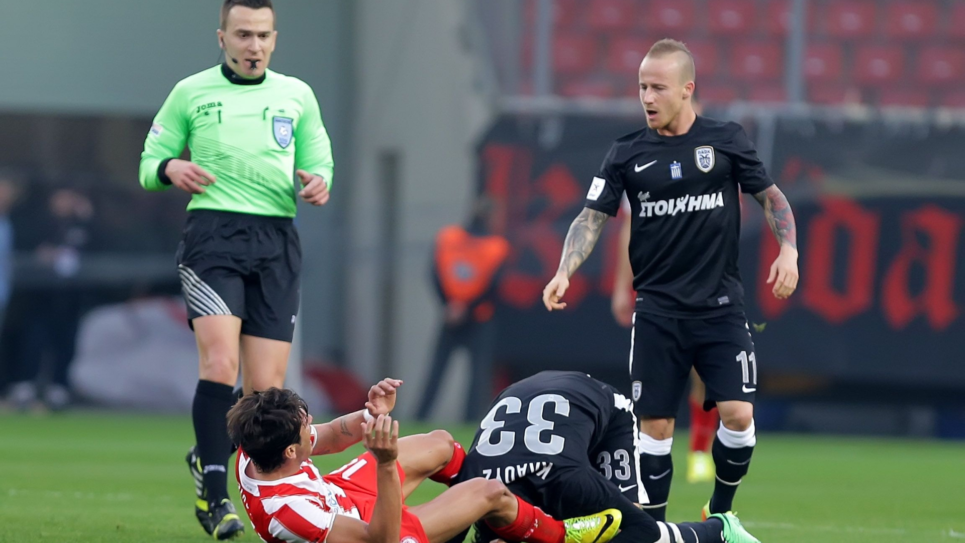 Ολυμπιακός – ΠΑΟΚ: Η ένταση μεταξύ των παικτών (video+photos)