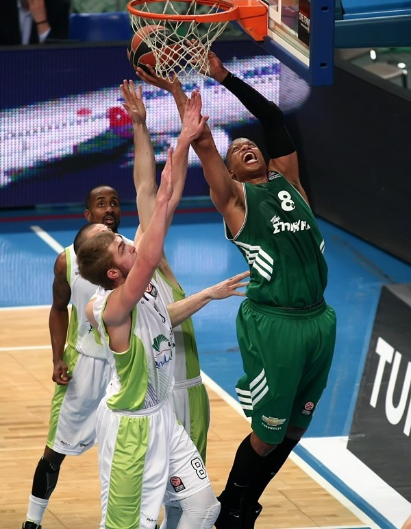 Παναθηναϊκός: Καρέ - καρέ το κάρφωμα του Μπατίστ! (photos)