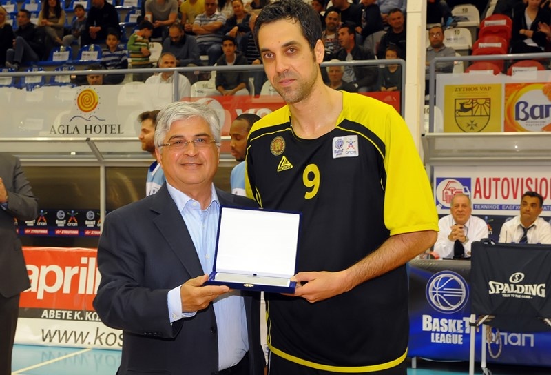 Κολοσσός Ρόδου: Τίμησε Χατζή (photos)