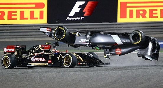 F1: Το τρακάρισμα που τον έστειλε στο νοσοκομείο (photos+videos)