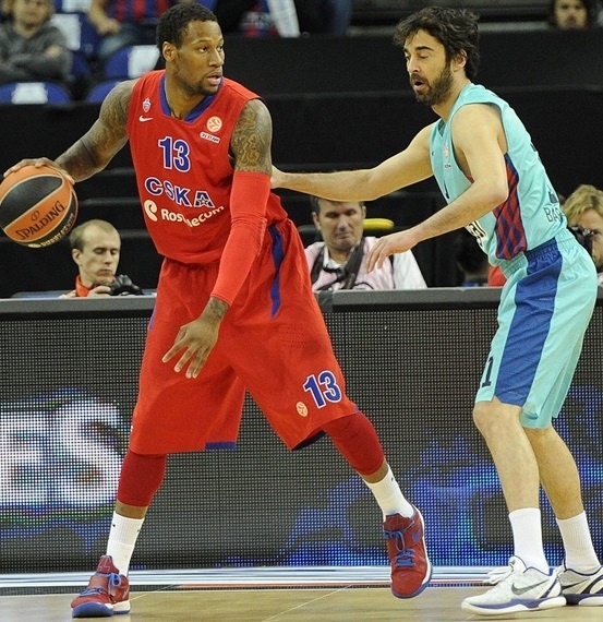 Οι παίκτες της ΤΣΣΚΑ στο Onsports: «Επηρεασμένοι με Ολυμπιακό!» (photos+videos)