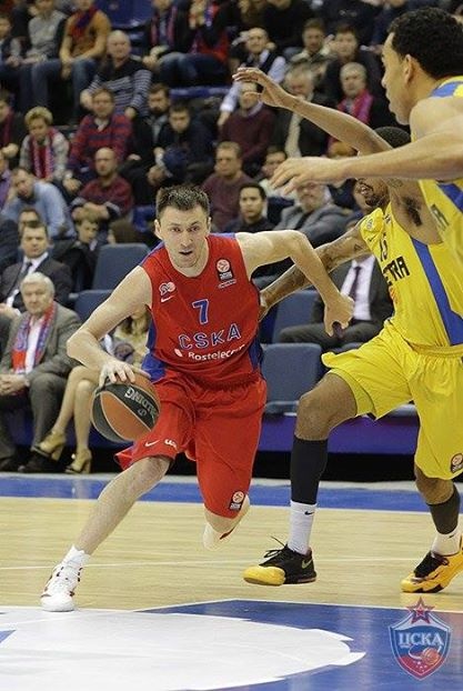 Οι παίκτες της ΤΣΣΚΑ στο Onsports: «Επηρεασμένοι με Ολυμπιακό!» (photos+videos)