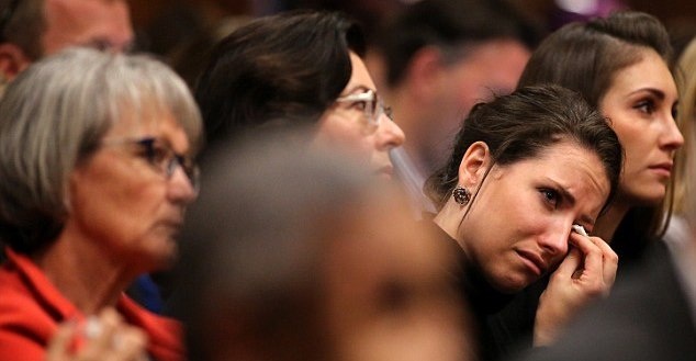 Όσκαρ Πιστόριους: «Η Ρίβα πέθανε στα χέρια μου» (photos+videos)