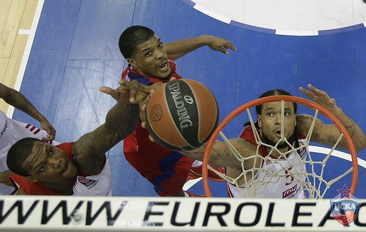 Τόμπσον στο Onsports: «Αιώνιοι για ΤΣΣΚΑ λόγω... Τεόντοσιτς!» (photos+videos)