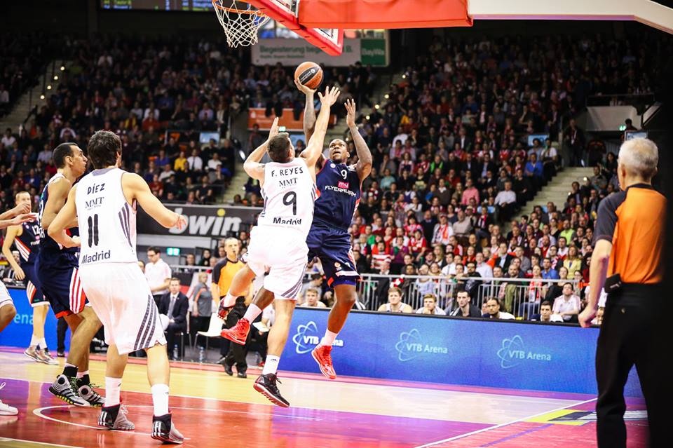 Τόμπσον στο Onsports: «Αιώνιοι για ΤΣΣΚΑ λόγω... Τεόντοσιτς!» (photos+videos)
