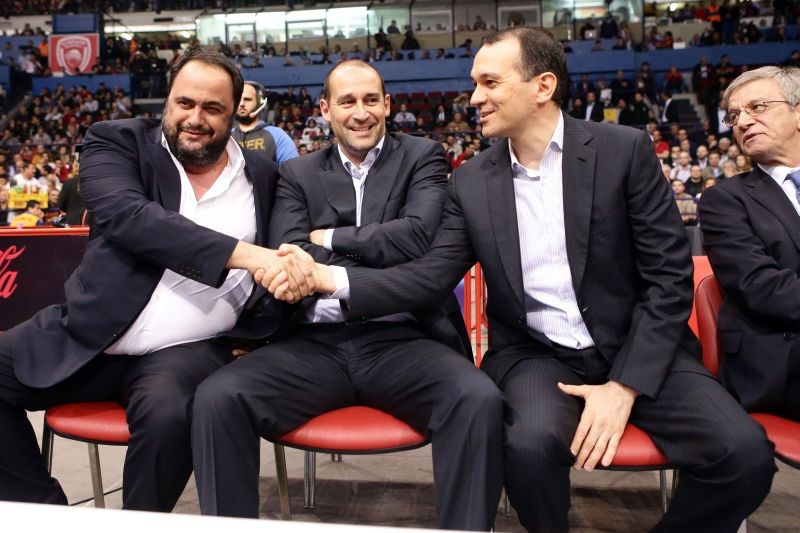 Ολυμπιακός-Παναθηναϊκός: Στο ΣΕΦ ο Μαρινάκης! (photos)