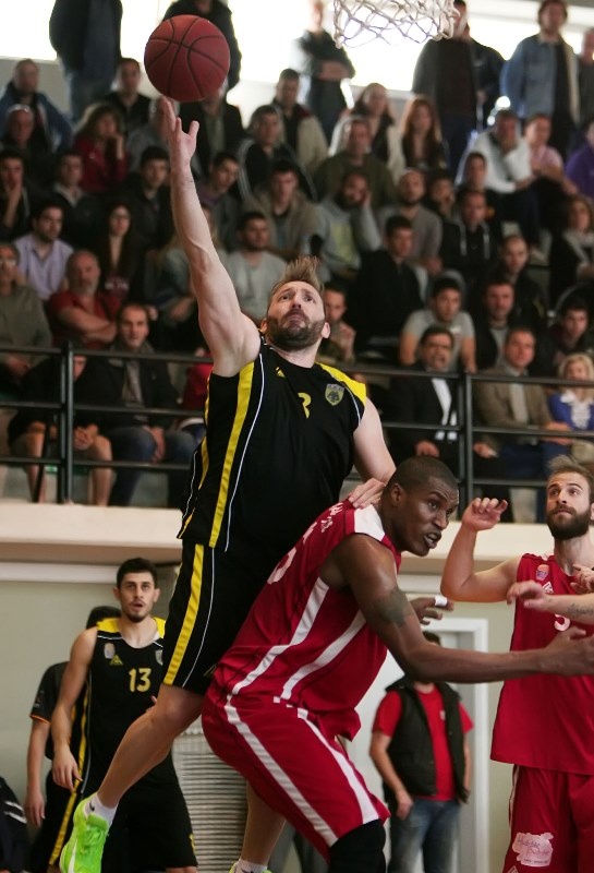 ΑΕΚ: Σκούρα από το Φιλαθλητικό (photos)