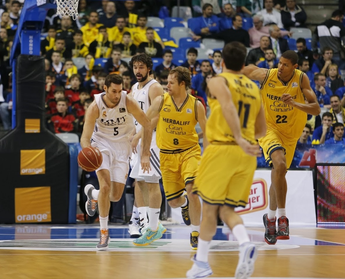 Οι «Ισπανοί» στο Onsports: «Έτσι περνά τη Ρεάλ ο Ολυμπιακός» (photos+videos)