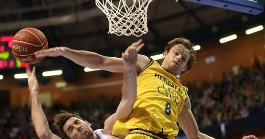 Οι «Ισπανοί» στο Onsports: «Έτσι περνά τη Ρεάλ ο Ολυμπιακός» (photos+videos)