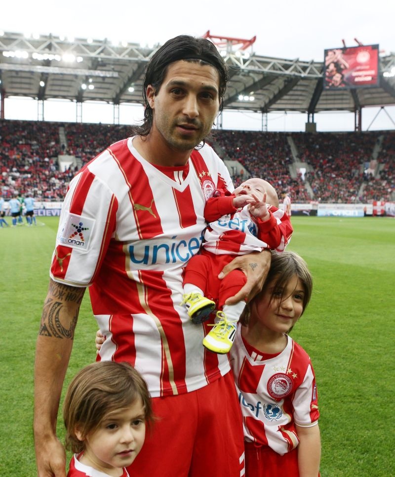 Ολυμπιακός: Οικογενειακώς στη φιέστα ο Τσόρι (photos)