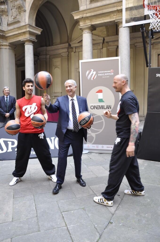 Ευρωλίγκα: Το… ποδοσφαιρικό Final 4 στο Μιλάνο (photos)