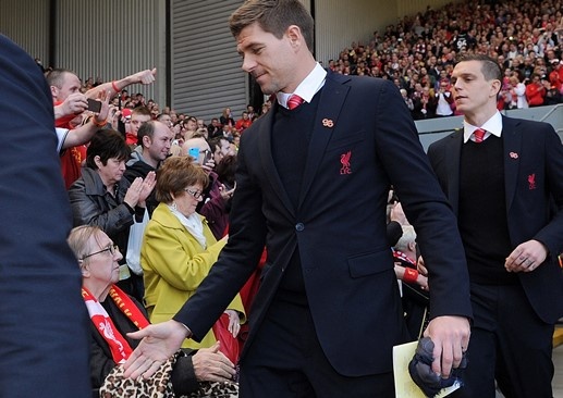 Λίβερπουλ: Συγκίνηση στο μνημόσυνο για το Χίλσμπορο (photos+videos)