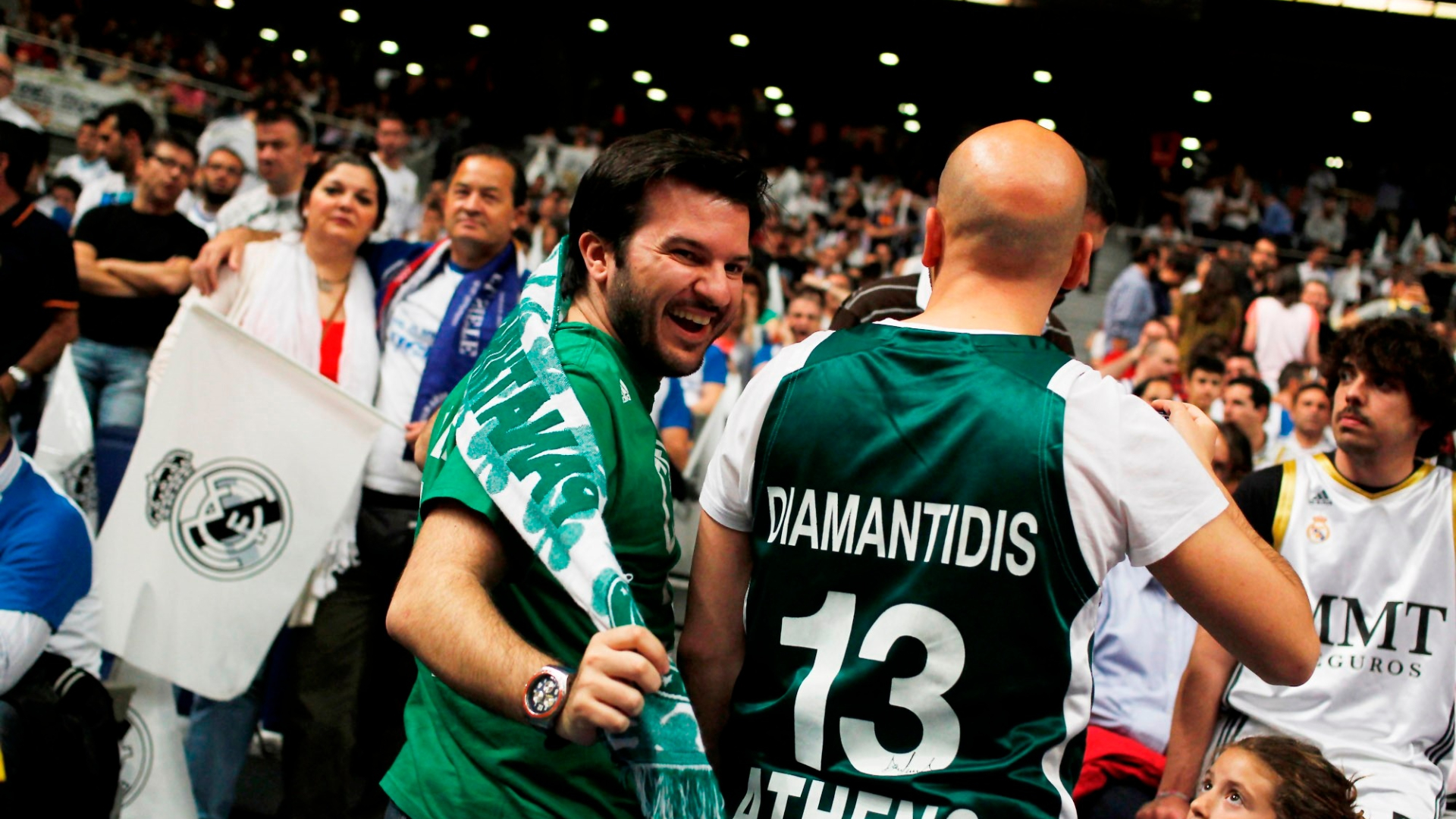 Ο Διαμαντίδης στο Ρεάλ - Ολυμπιακός! (photo)