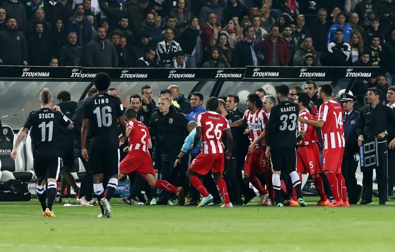 ΠΑΟΚ-Ολυμπιακός: Ο χαμός με Μανιάτη-Κατσουράνη (Photos)