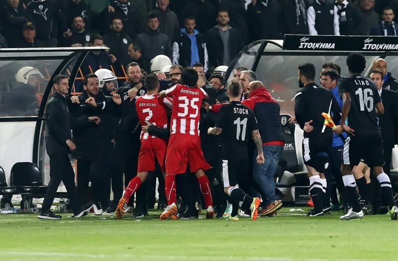 ΠΑΟΚ-Ολυμπιακός: Ο χαμός με Μανιάτη-Κατσουράνη (Photos)