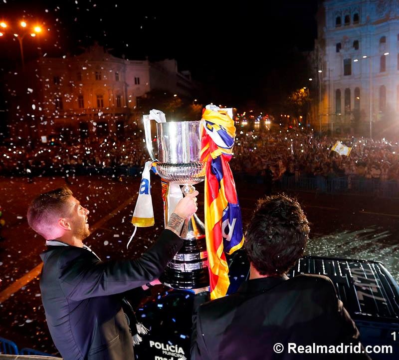 Ρεάλ Μαδρίτης: Έτσι γιορτάζει η «Βασίλισσα» (video+photos)