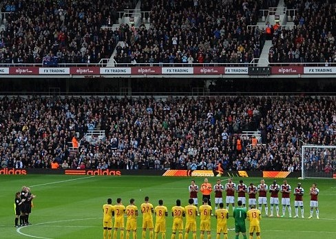 Γουέστ Χαμ: Απέσυρε το «38» του Τομπίδη (photos)