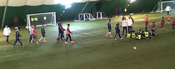 Τσέλσι: Έπαιξαν με 8χρονους! (photos+video)