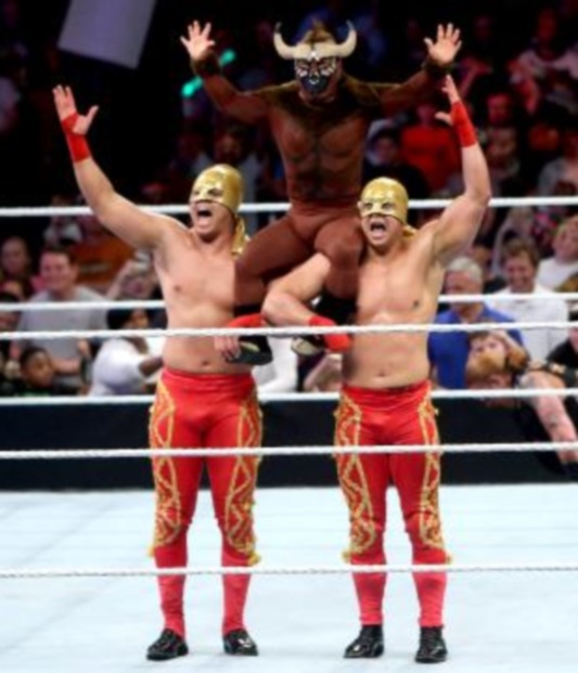 Superstars: Τόνωση για Big E. (photos+videos)