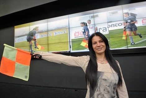 Οι πιο σέξι γυναίκες διαιτητές στο Onsports: «Μας φλερτάρουν οι παίκτες!» (photos+videos)