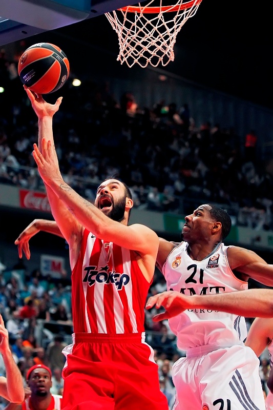 Ντάρντεν στο Onsports: «Όχι άλλη… ζωή στον Ολυμπιακό!» (photos+videos)