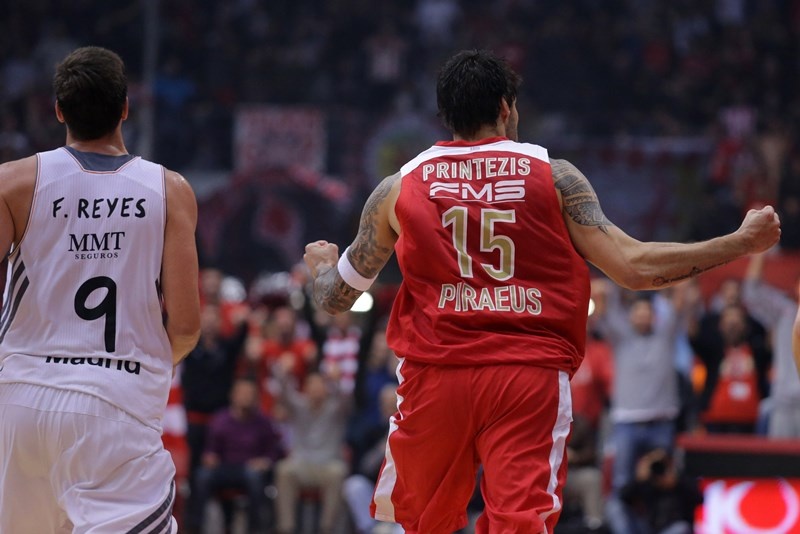 Ολυμπιακός: «Ζωντανός» για πρόκριση (video+photos)