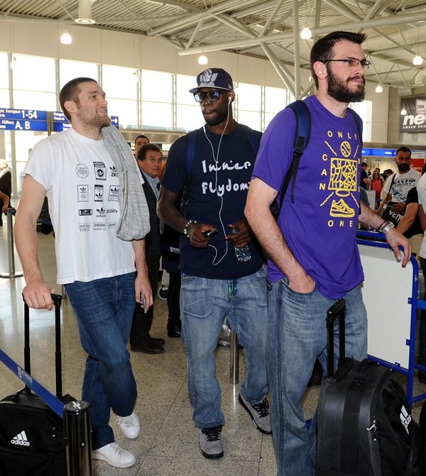 Παναθηναϊκός: «Πέταξε» για Μόσχα (photos)