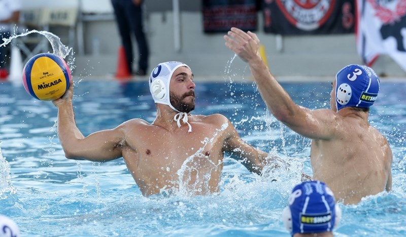 Ολυμπιακός: 2-0 και μία νίκη από τον τίτλο (photos)