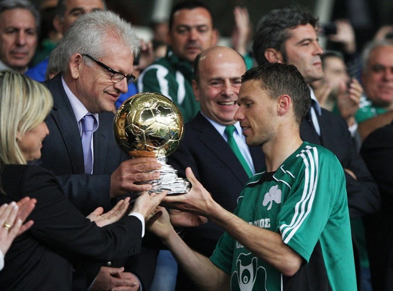 Παναθηναϊκός: Η... Χρυσή Μπάλα στον Μπεργκ (photos)