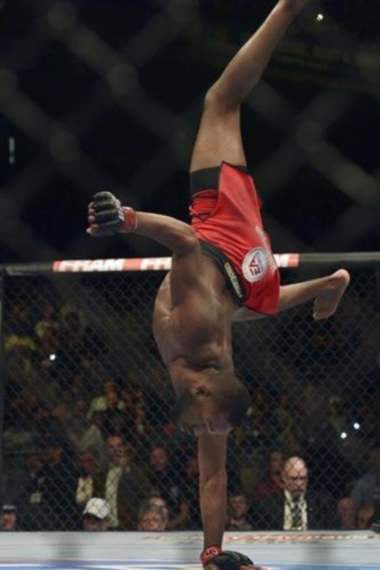 UFC 172: Μόνο Jones στη Βαλτιμόρη (GIFs)