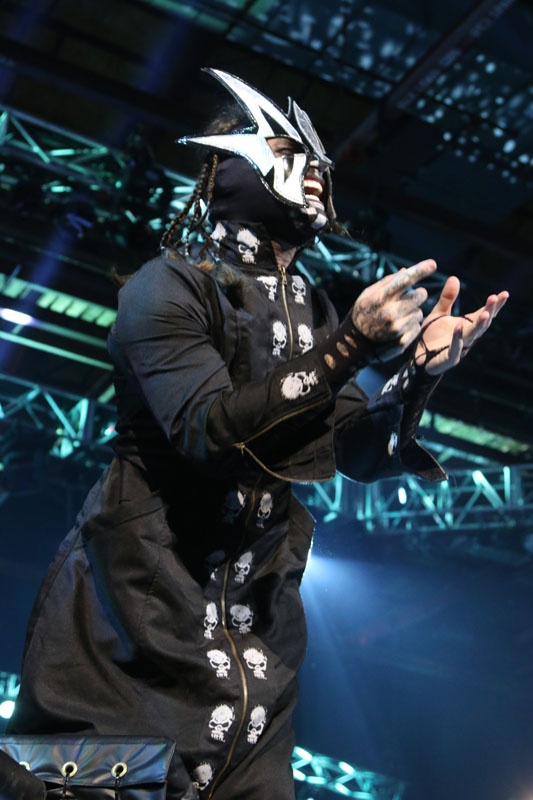TNA Sacrifice: Παρέμεινε πρωταθλητής ο Young (photos+videos)